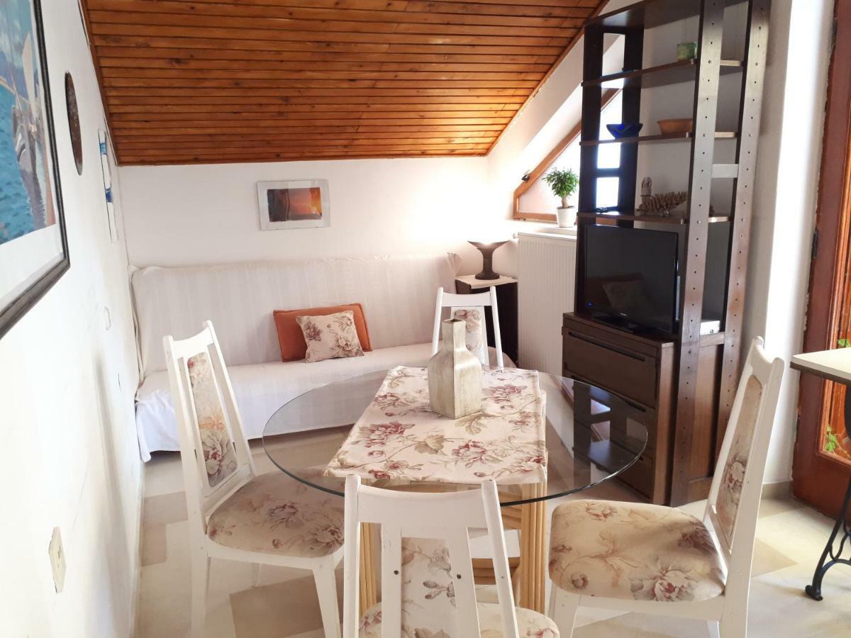 Apartmani Matas Petrcane Exterior photo